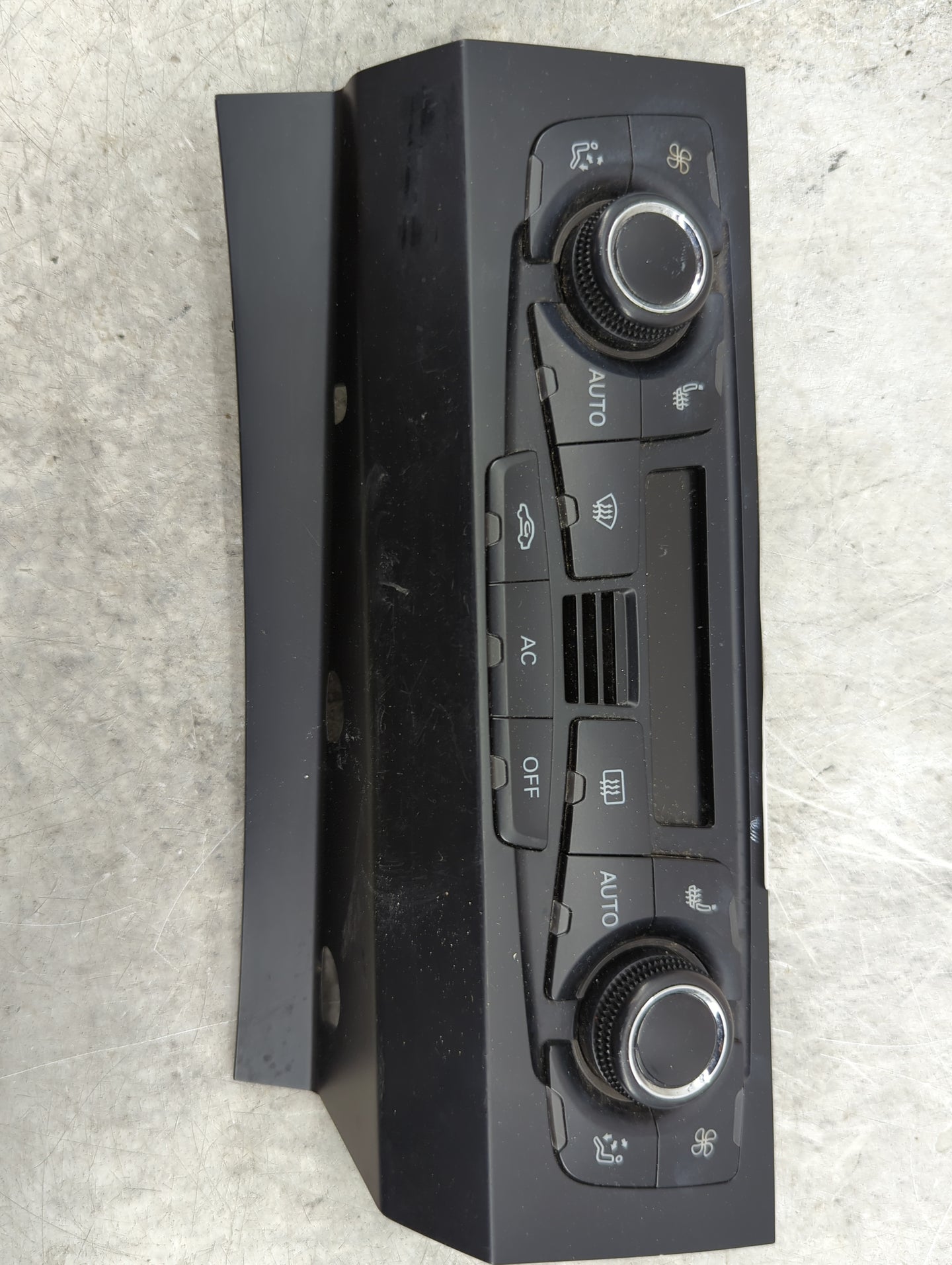 2010-2013 Audi A5 Climate Control Module Temperature AC/Heater Replacement P/N:8T1 820 043 AQ Fits Fits 2009 2010 2011 2012 