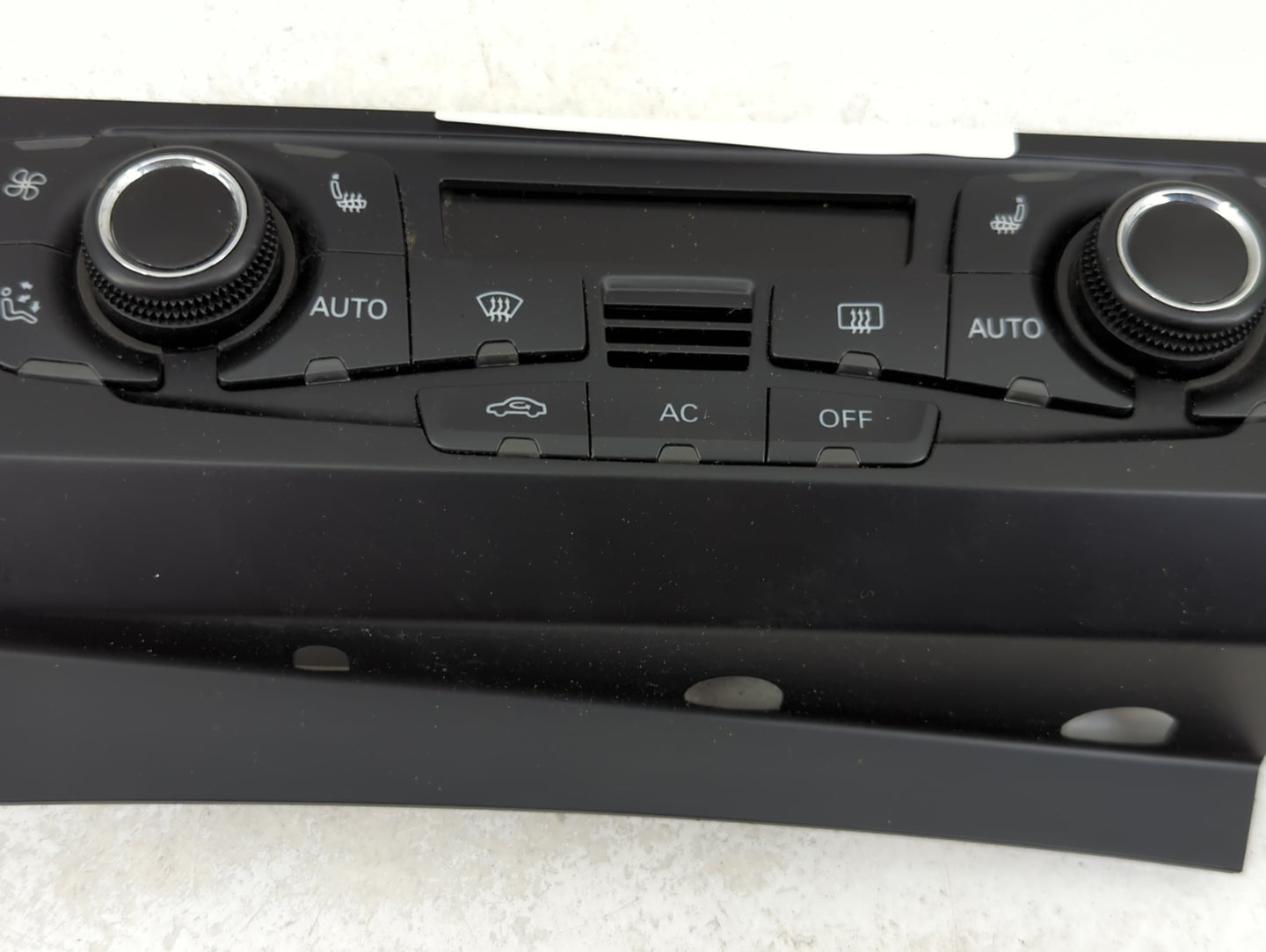 2010-2013 Audi A5 Climate Control Module Temperature AC/Heater Replacement P/N:8T1 820 043 AQ Fits Fits 2009 2010 2011 2012 