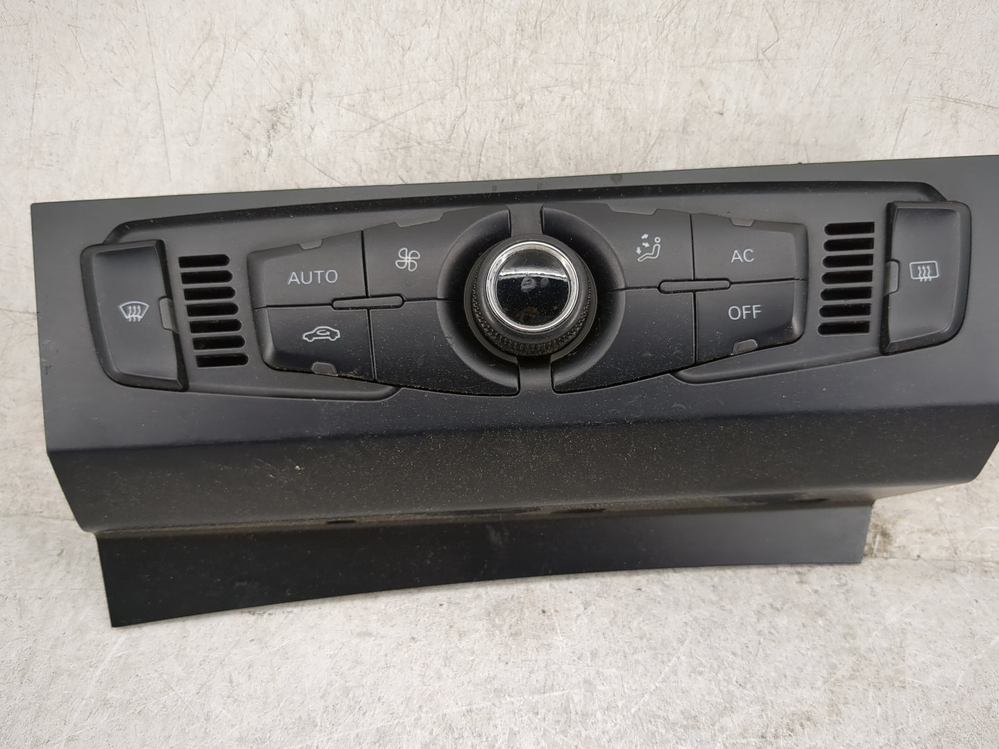 2010-2013 Audi A5 Climate Control Module Temperature AC/Heater Replacement P/N:8T1 820 043 AM Fits Fits 2010 2011 2012 2013 