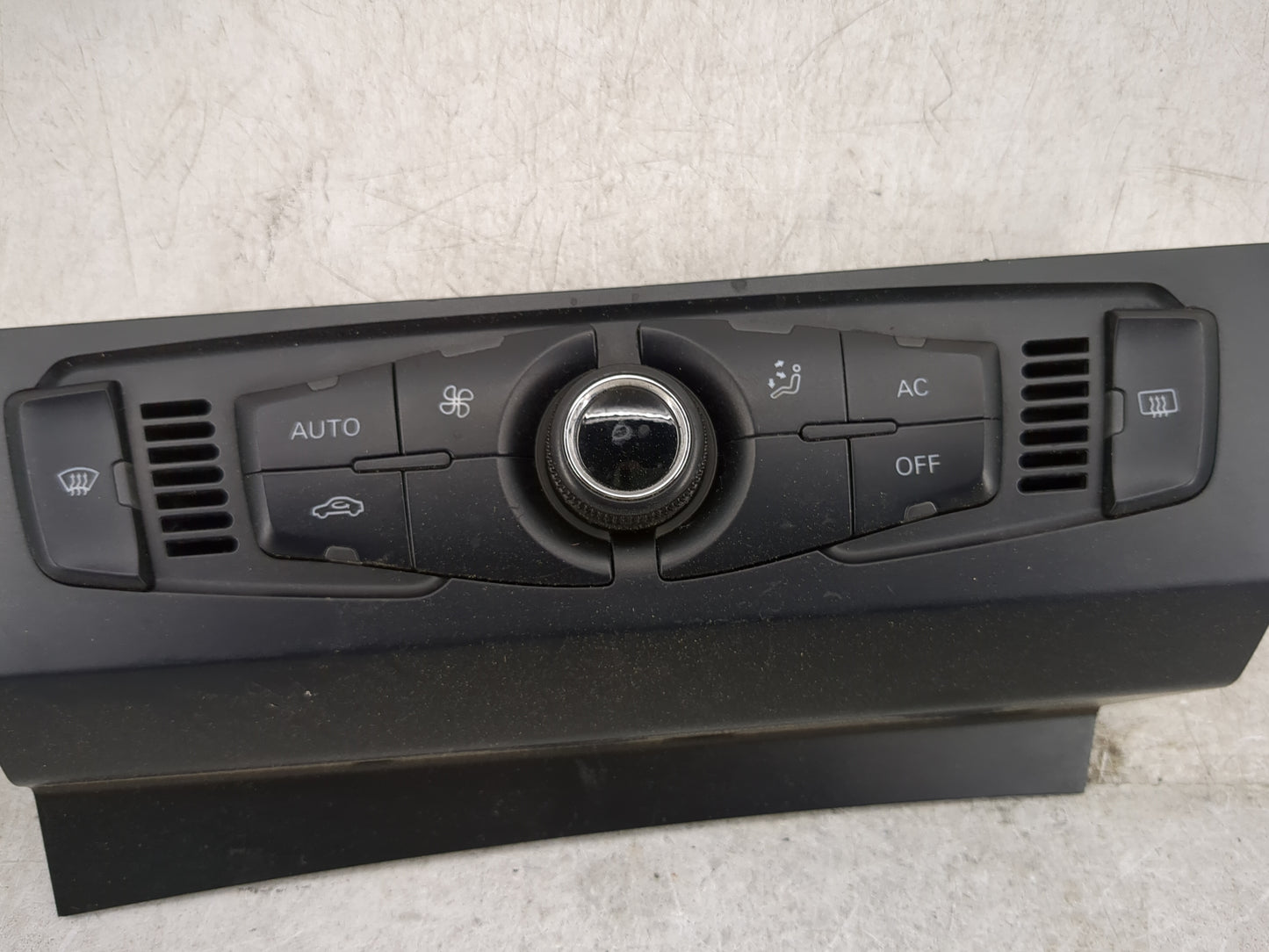 2010-2013 Audi A5 Climate Control Module Temperature AC/Heater Replacement P/N:8T1 820 043 AM Fits Fits 2010 2011 2012 2013 