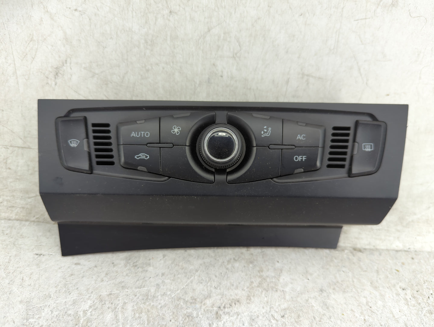 2010-2013 Audi A5 Climate Control Module Temperature AC/Heater Replacement P/N:8T1 820 043 AM Fits Fits 2010 2011 2012 2013 