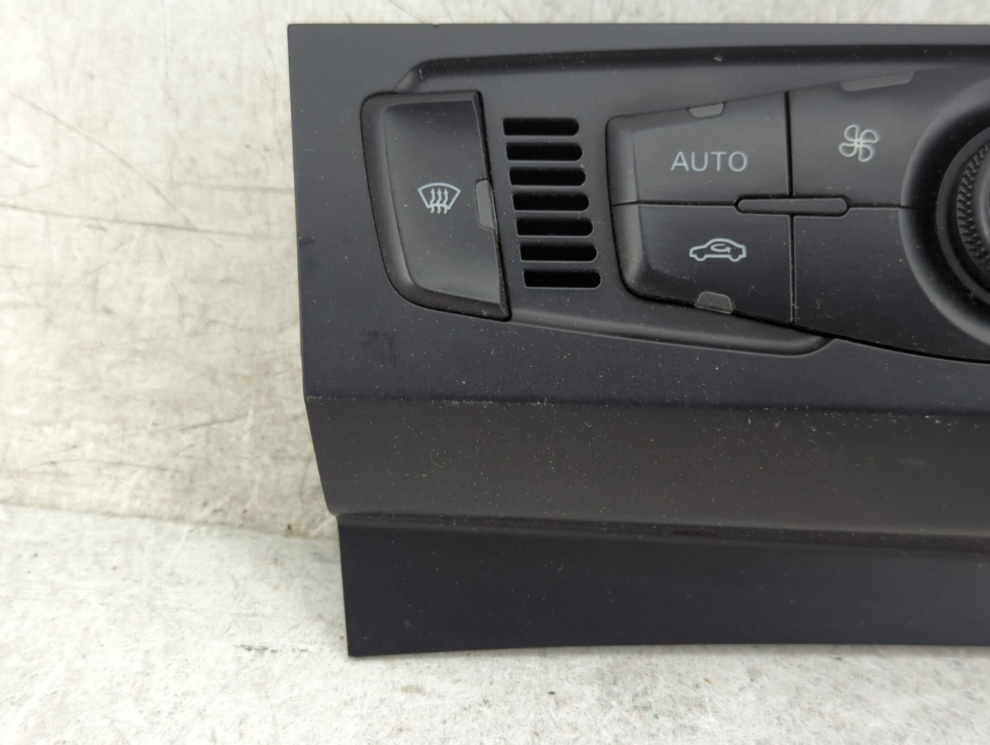 2010-2013 Audi A5 Climate Control Module Temperature AC/Heater Replacement P/N:8T1 820 043 AM Fits Fits 2010 2011 2012 2013 
