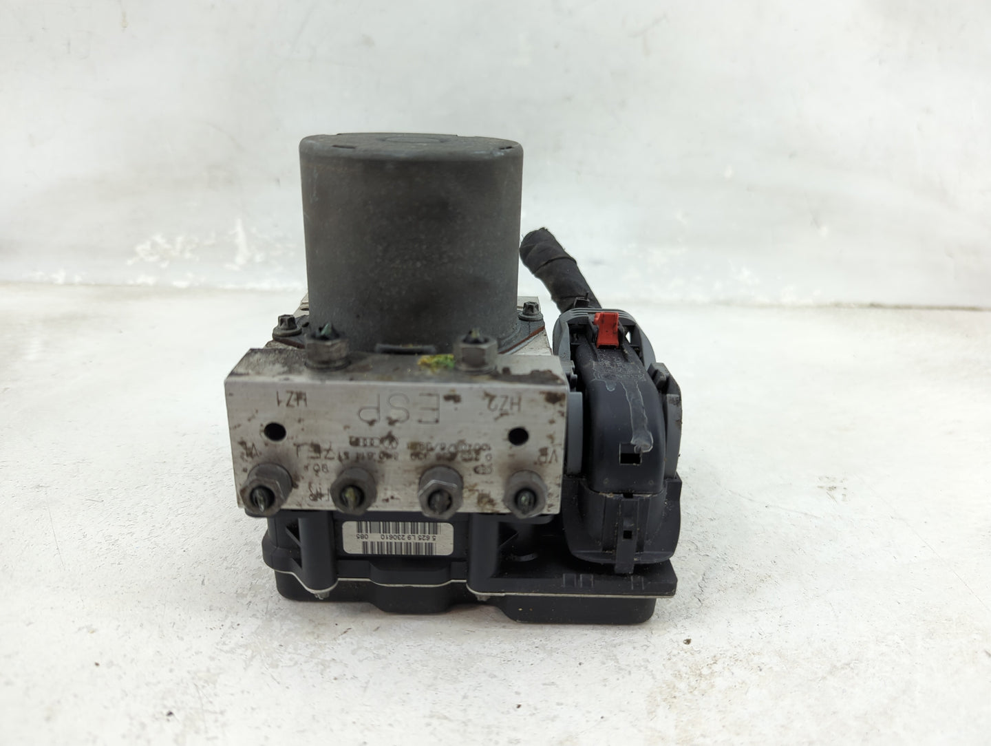 2010-2012 Audi A5 ABS Pump Control Module Replacement P/N:8K0907379BJ 0265236339, 8K0614517EJ, 0265951536 Fits Fits 2010 201