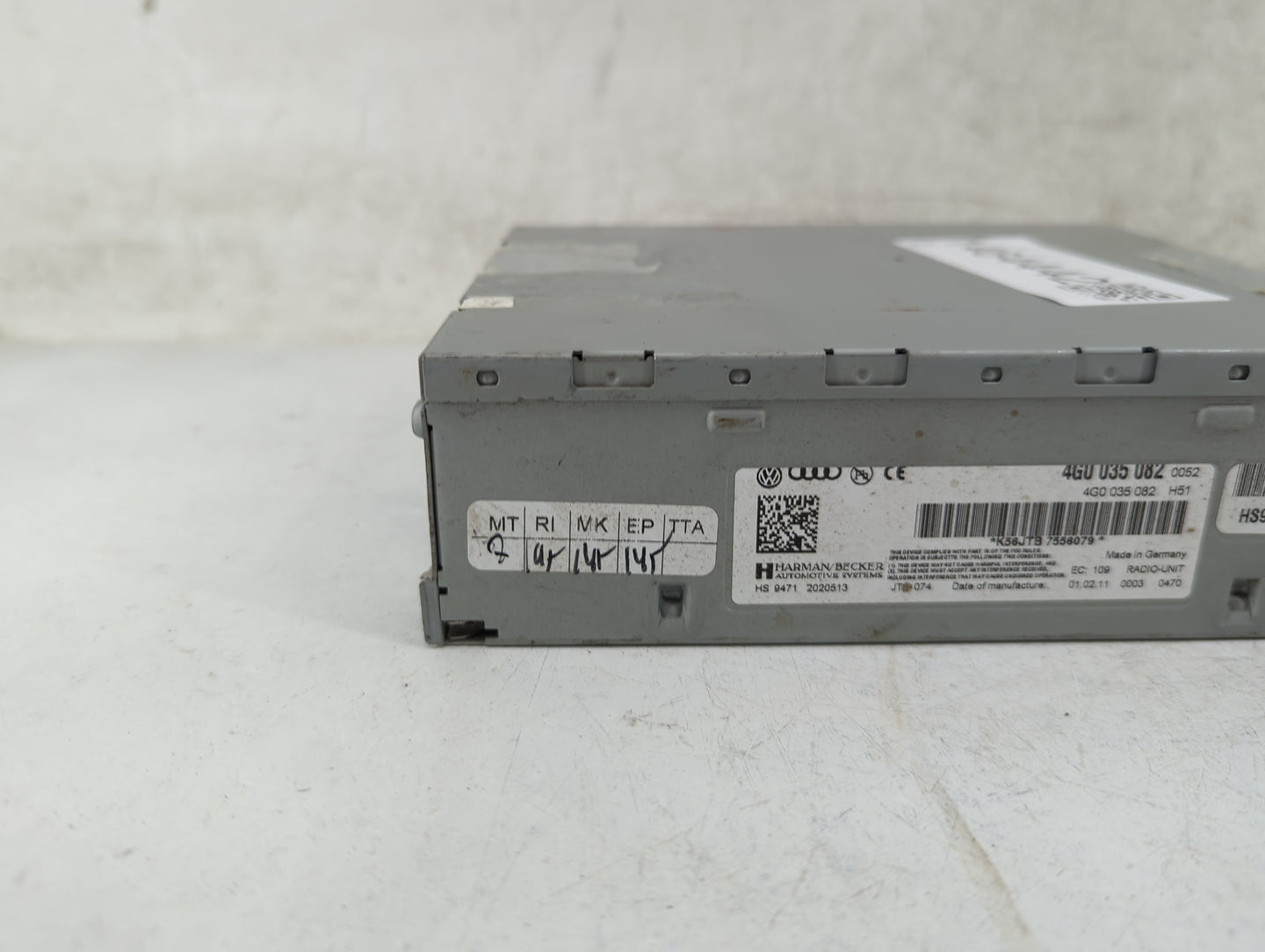 2010-2017 Audi A5 Radio AM FM Cd Player Receiver Replacement P/N:4G0035082 4G0 035 082 Fits OEM Used Auto Parts - Oemusedaut