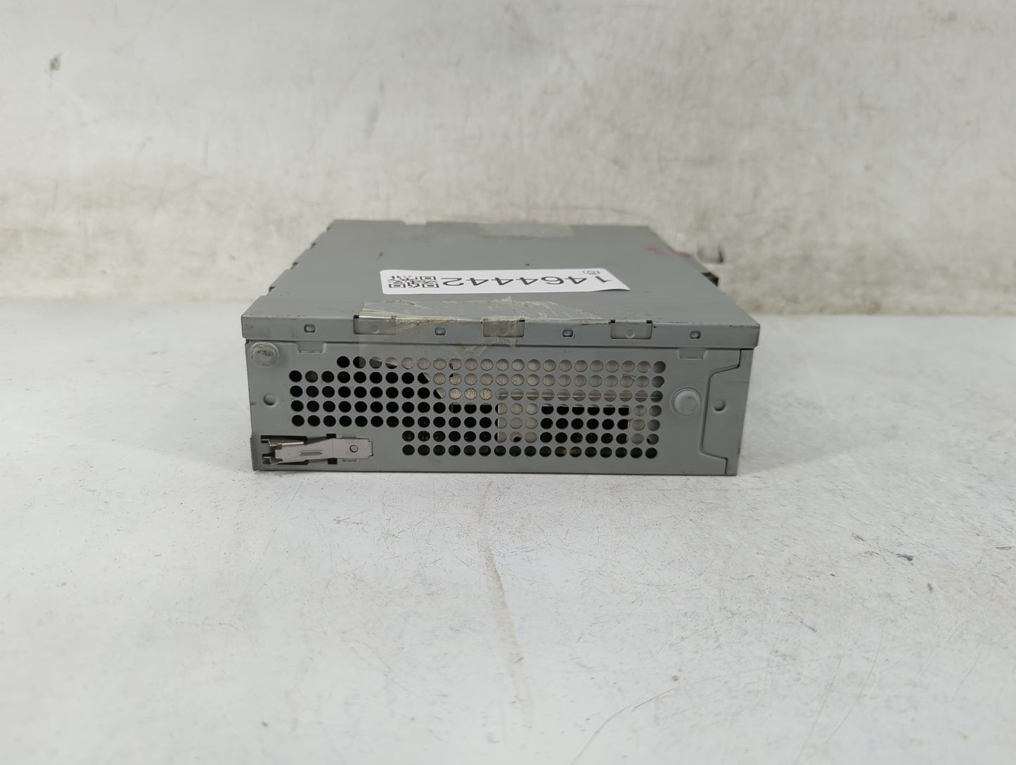 2010-2017 Audi A5 Radio AM FM Cd Player Receiver Replacement P/N:4G0035082 4G0 035 082 Fits OEM Used Auto Parts - Oemusedaut