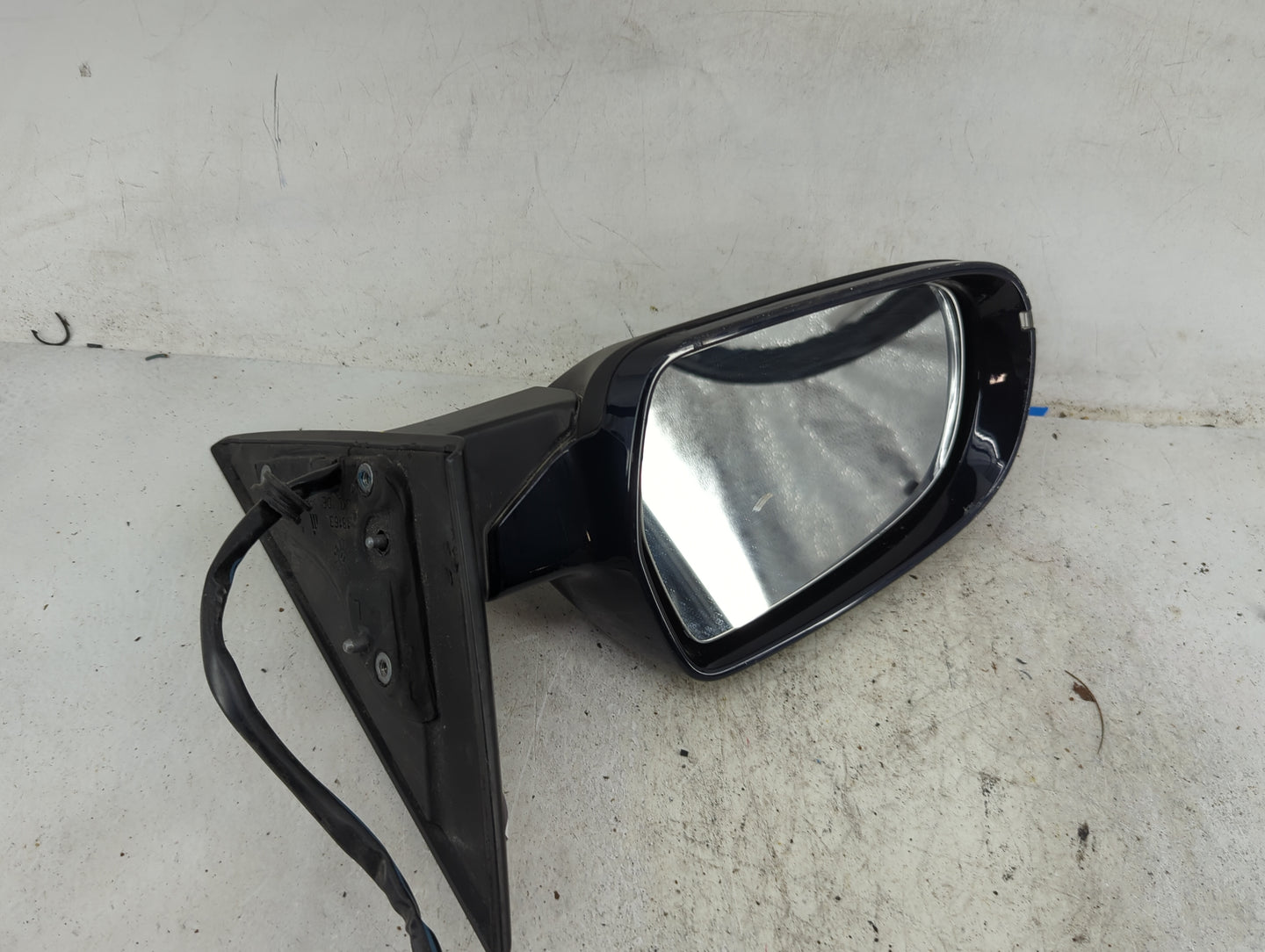 2010-2014 Audi A5 Driver Side View Mirror - Left Door Mirror OEM Used - Oemusedautoparts1.com