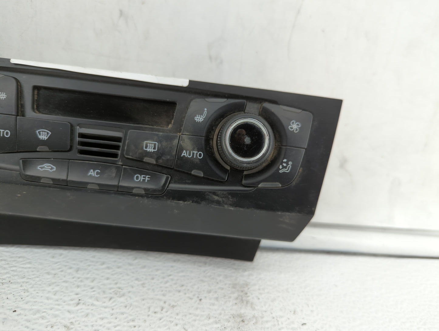 2008-2013 Audi A5 Climate Control Module Temperature AC/Heater Replacement P/N:8T1 820 043 AA 8T1 820 043 AK Fits OEM Used A