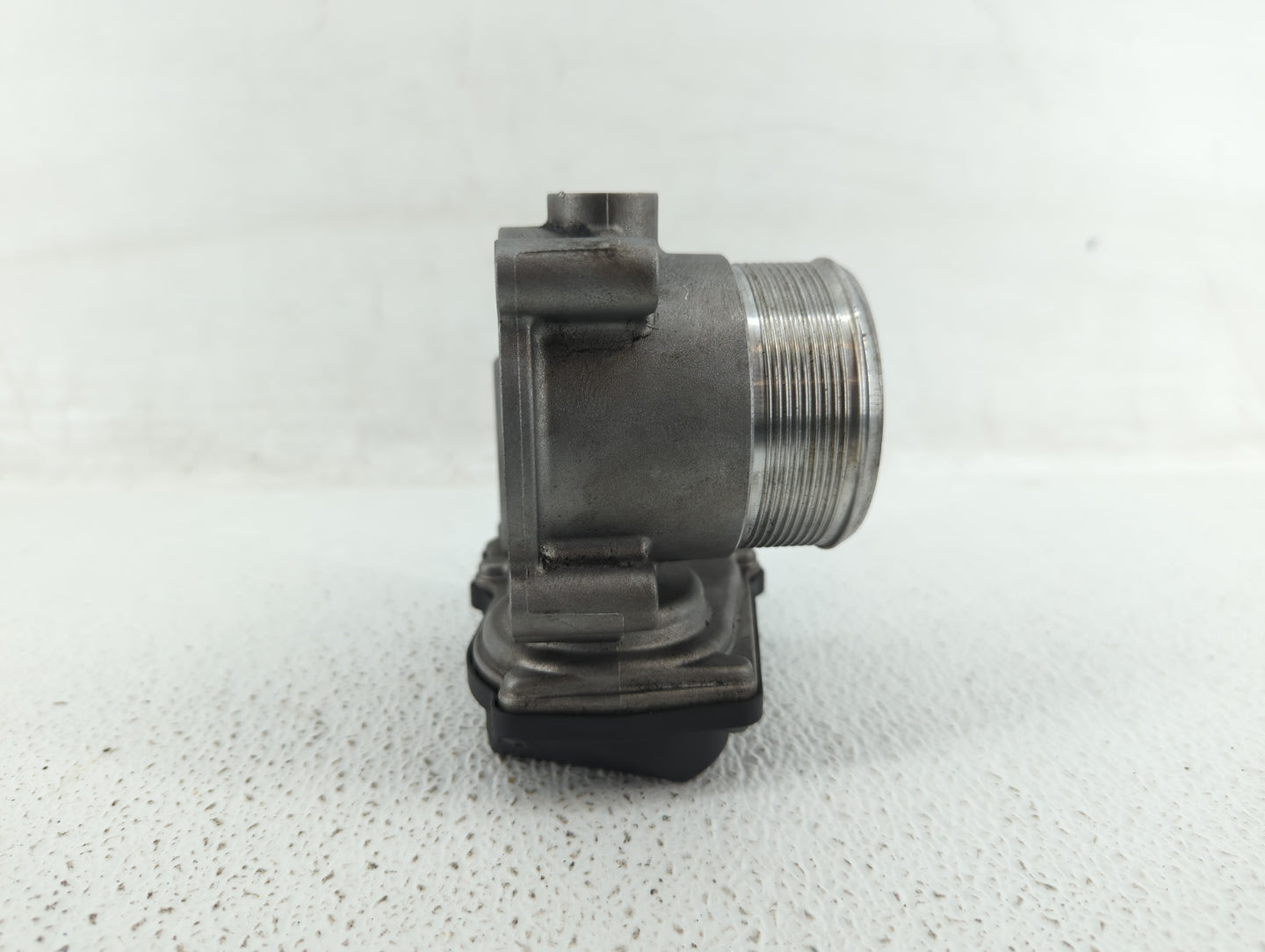 2010-2017 Audi A5 Throttle Body P/N:06F 133 062 T 06F 133 062 Q Fits OEM Used Auto Parts - Oemusedautoparts1.com