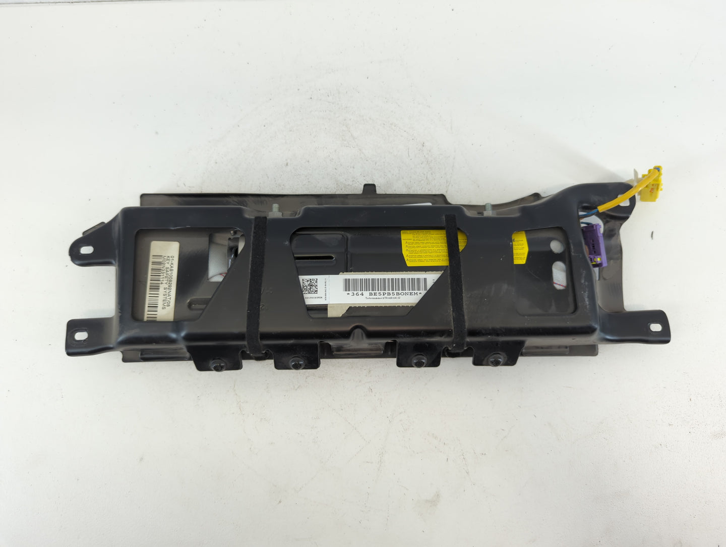 2011-2012 Audi A5 Air Bag Passenger Right Knee OEM P/N:01-KAB1008292NAT/05 Fits Fits 2011 2012 2013 2014 2015 OEM Used Auto 