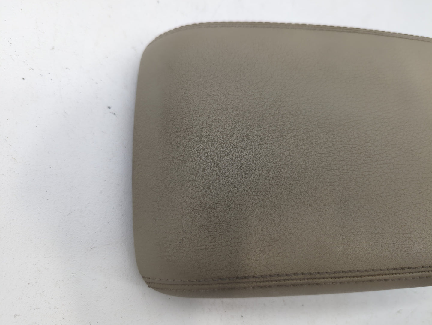 2008-2016 Audi A5 Center Console Armrest Cover Lid - Oemusedautoparts1.com