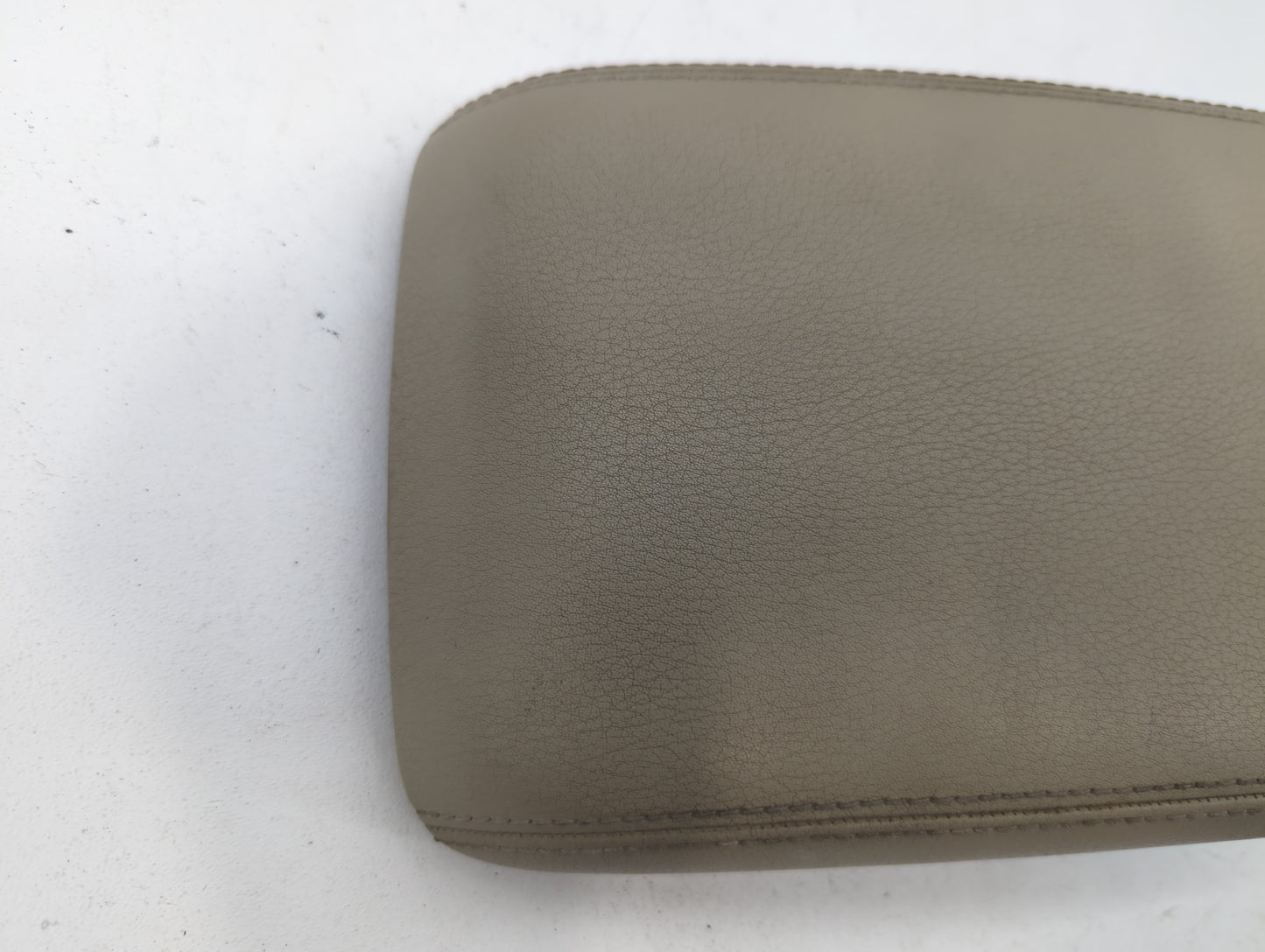2008-2016 Audi A5 Center Console Armrest Cover Lid - Oemusedautoparts1.com