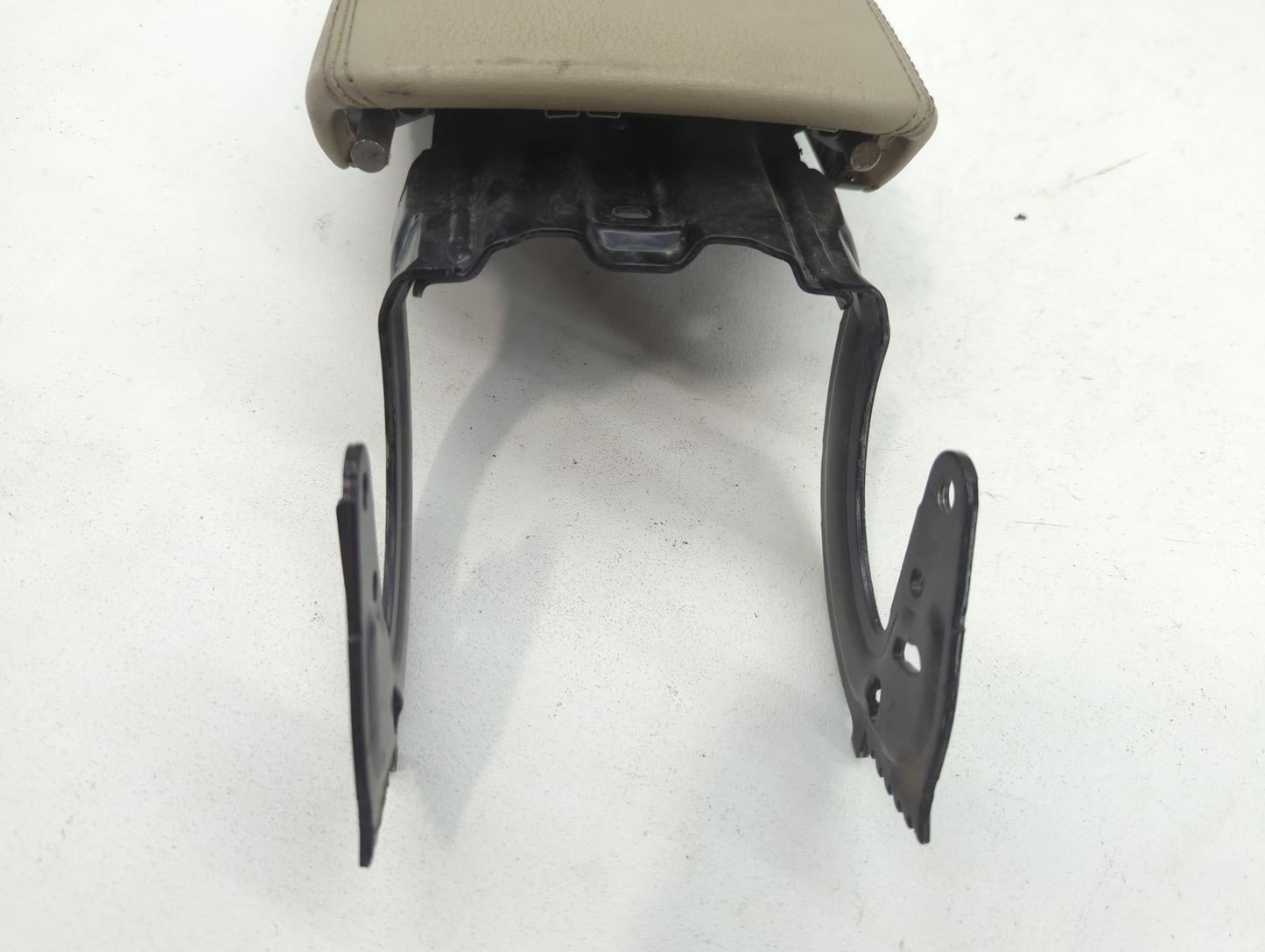 2008-2016 Audi A5 Center Console Armrest Cover Lid - Oemusedautoparts1.com