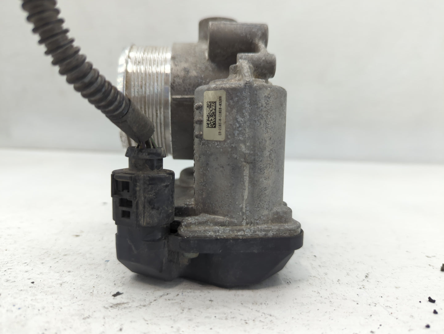 2010-2017 Audi A5 Throttle Body P/N:06F 133 062 Q Fits OEM Used Auto Parts - Oemusedautoparts1.com