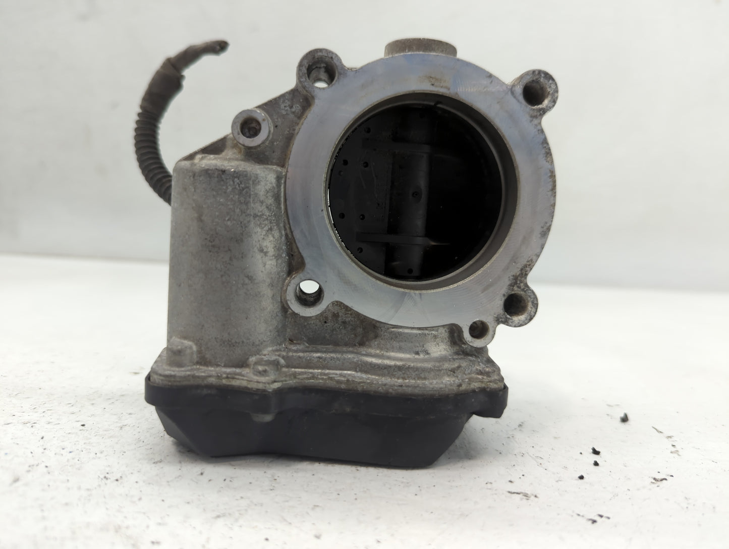 2010-2017 Audi A5 Throttle Body P/N:06F 133 062 Q Fits OEM Used Auto Parts - Oemusedautoparts1.com