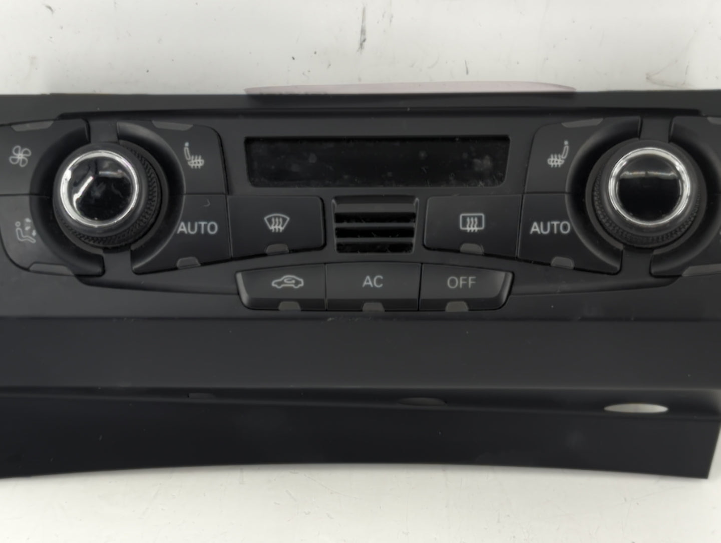 2008-2013 Audi A5 Climate Control Module Temperature AC/Heater Replacement P/N:8T1 820 043 AQ Fits OEM Used Auto Parts - Oem