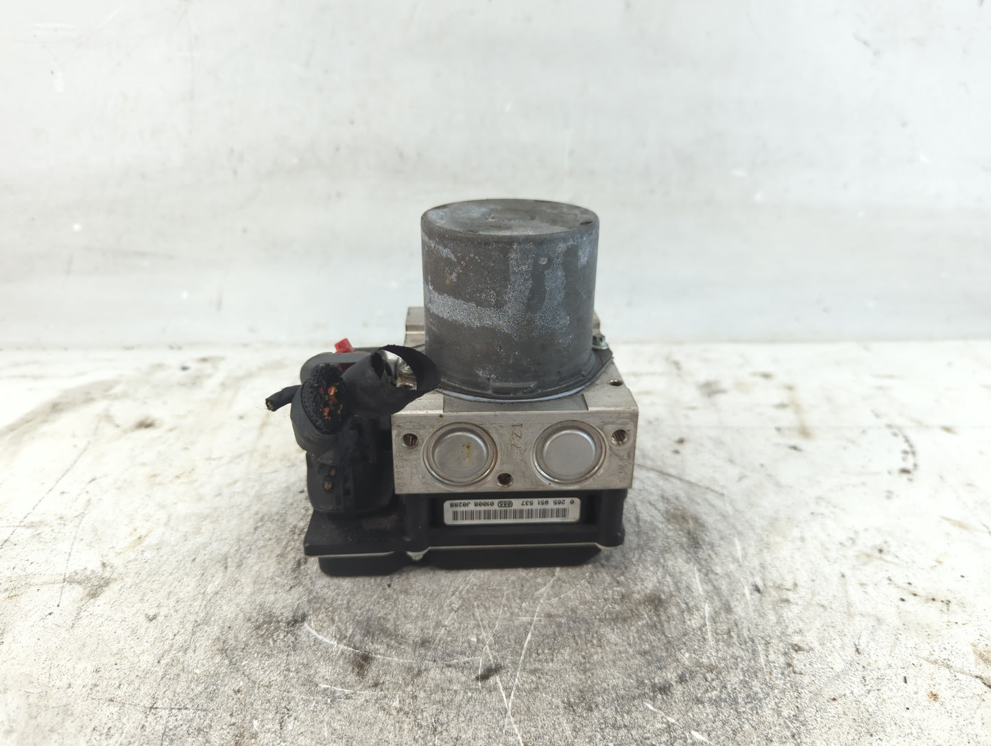 2010-2012 Audi A5 ABS Pump Control Module Replacement P/N:8K0 614 517 Fits Fits 2010 2011 2012 OEM Used Auto Parts - Oemused