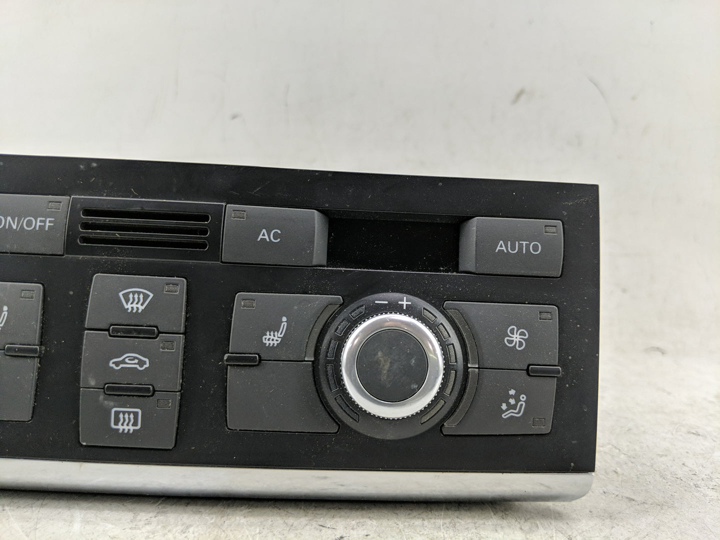 2006-2011 Audi A6 Climate Control Module Temperature AC/Heater Replacement P/N:4F1 820 043 AL Fits OEM Used Auto Parts - Oem