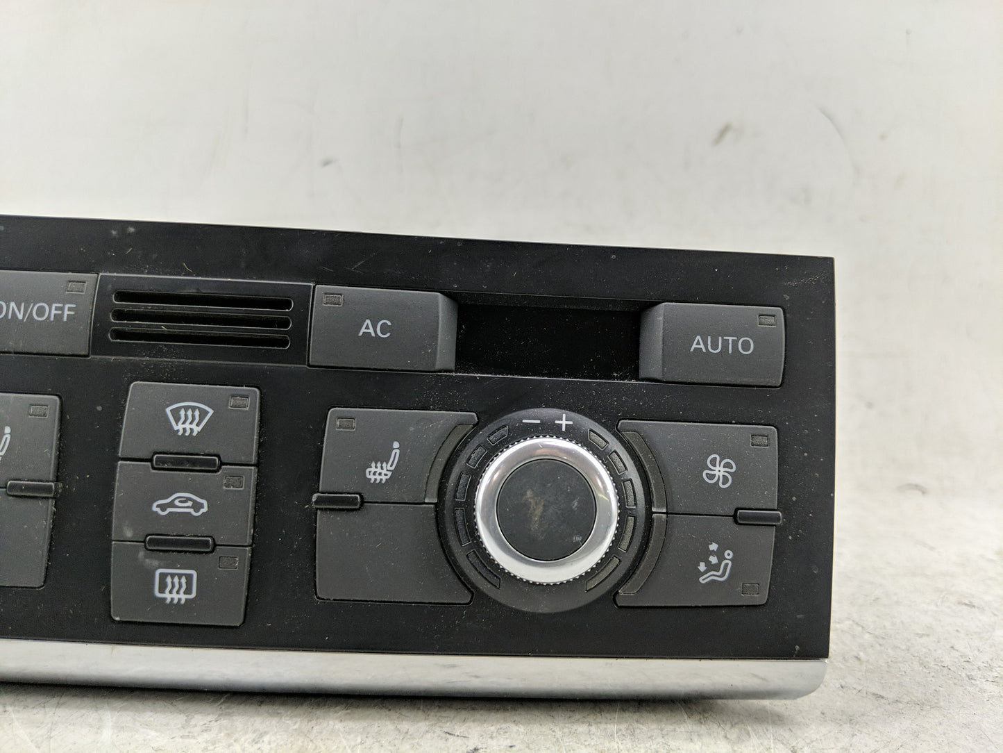 2006-2011 Audi A6 Climate Control Module Temperature AC/Heater Replacement P/N:4F1 820 043 AL Fits OEM Used Auto Parts - Oem