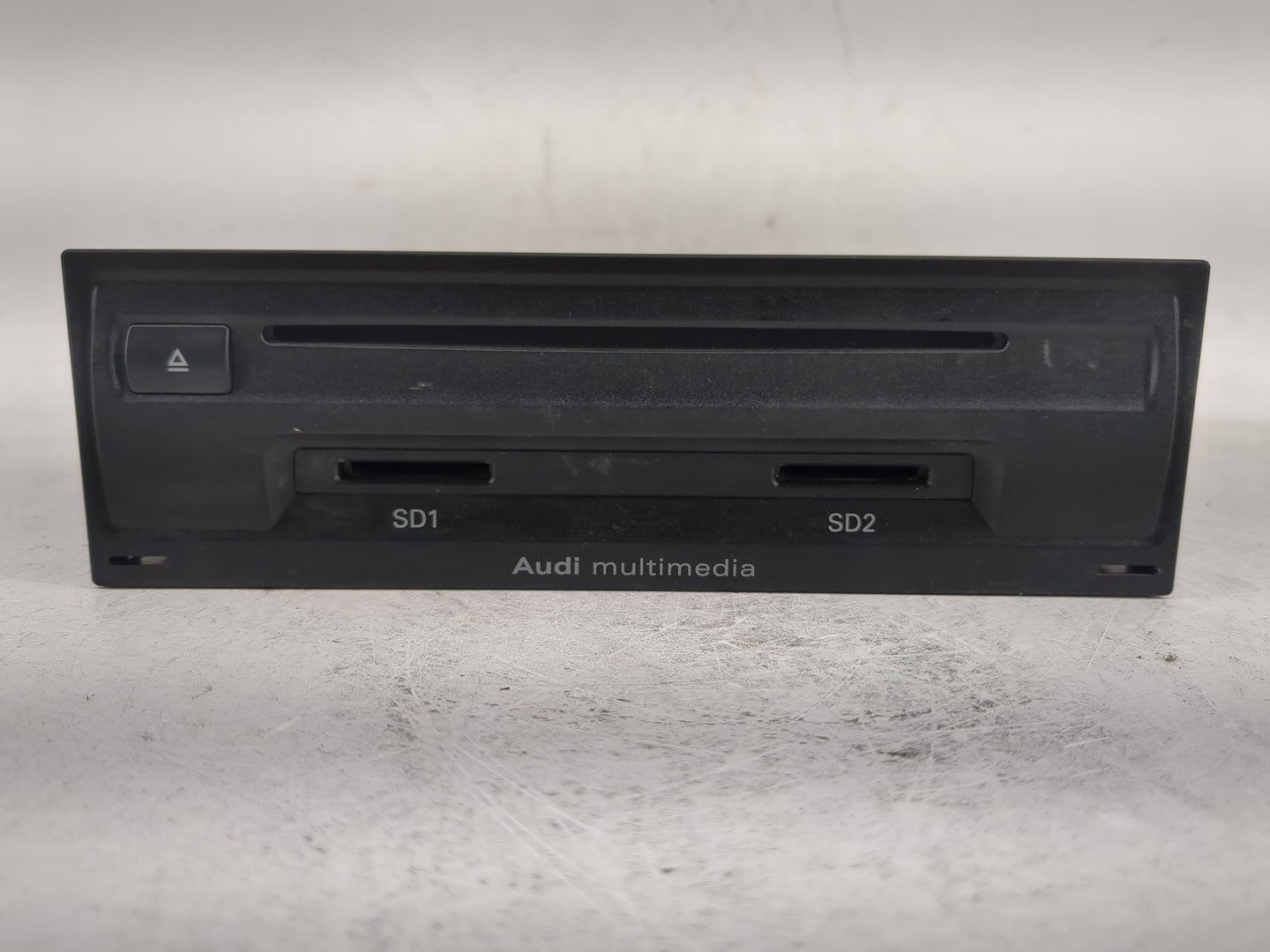 2010-2011 Audi A6 Radio AM FM Cd Player Receiver Replacement P/N:4E0 035 664 B Fits Fits 2010 2011 OEM Used Auto Parts - Oem
