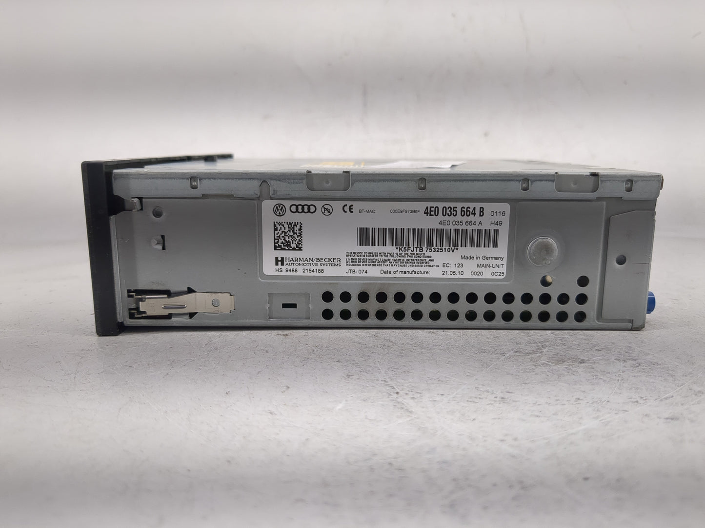 2010-2011 Audi A6 Radio AM FM Cd Player Receiver Replacement P/N:4E0 035 664 B Fits Fits 2010 2011 OEM Used Auto Parts - Oem