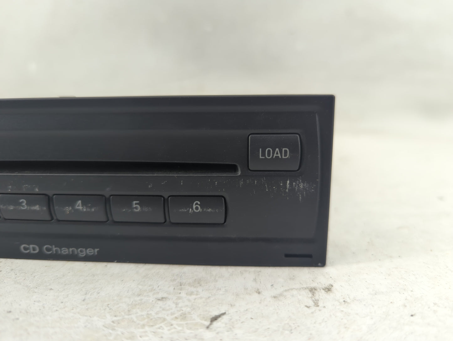 2010-2011 Audi A6 Radio AM FM Cd Player Receiver Replacement P/N:4F0 035 110A Fits Fits 2010 2011 OEM Used Auto Parts - Oemu
