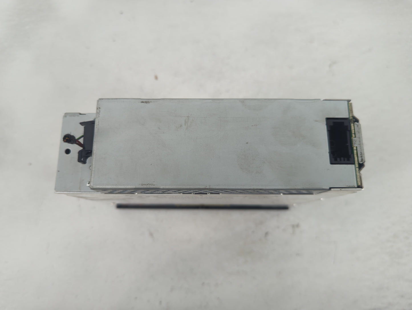 2010-2011 Audi A6 Radio AM FM Cd Player Receiver Replacement P/N:4F0 035 110A Fits Fits 2010 2011 OEM Used Auto Parts - Oemu