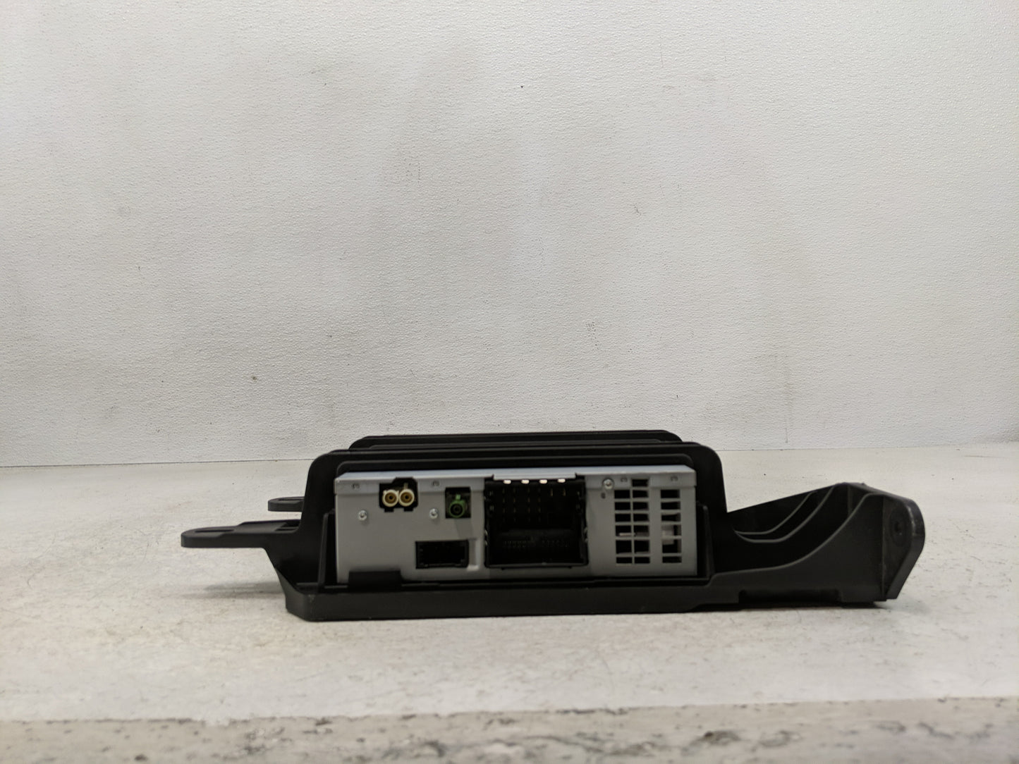 2006-2011 Audi A6 Information Display Screen - Oemusedautoparts1.com