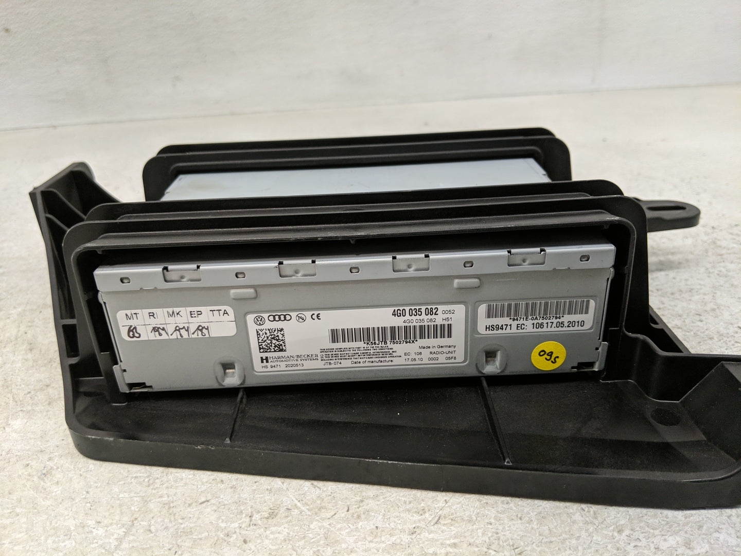 2006-2011 Audi A6 Information Display Screen - Oemusedautoparts1.com