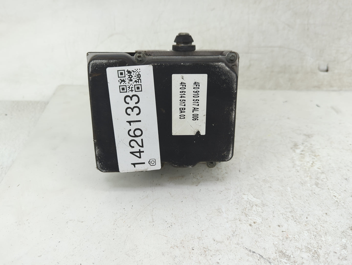 2011 Audi A6 ABS Pump Control Module Replacement P/N:4F0910517AL 4F0614517BA Fits OEM Used Auto Parts - Oemusedautoparts1.co