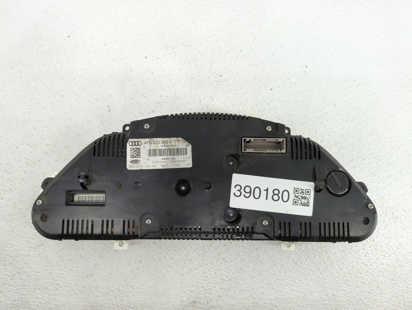 2009-2011 Audi A6 Instrument Cluster Speedometer Gauges P/N:4F0 920 983 H Fits Fits 2009 2010 2011 OEM Used Auto Parts - Oem