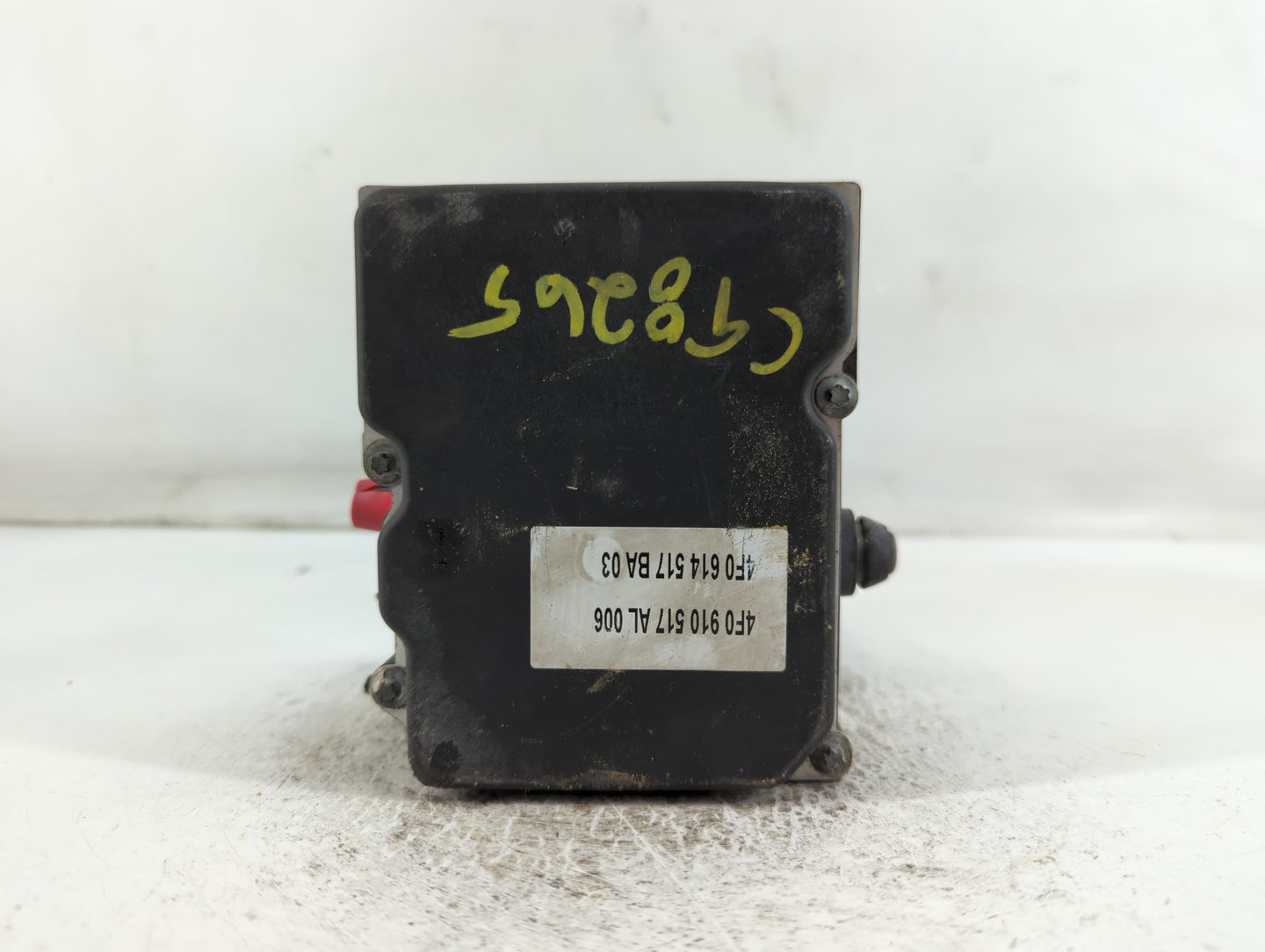 2011 Audi A6 ABS Pump Control Module Replacement P/N:4F0 614 517BA Fits OEM Used Auto Parts - Oemusedautoparts1.com