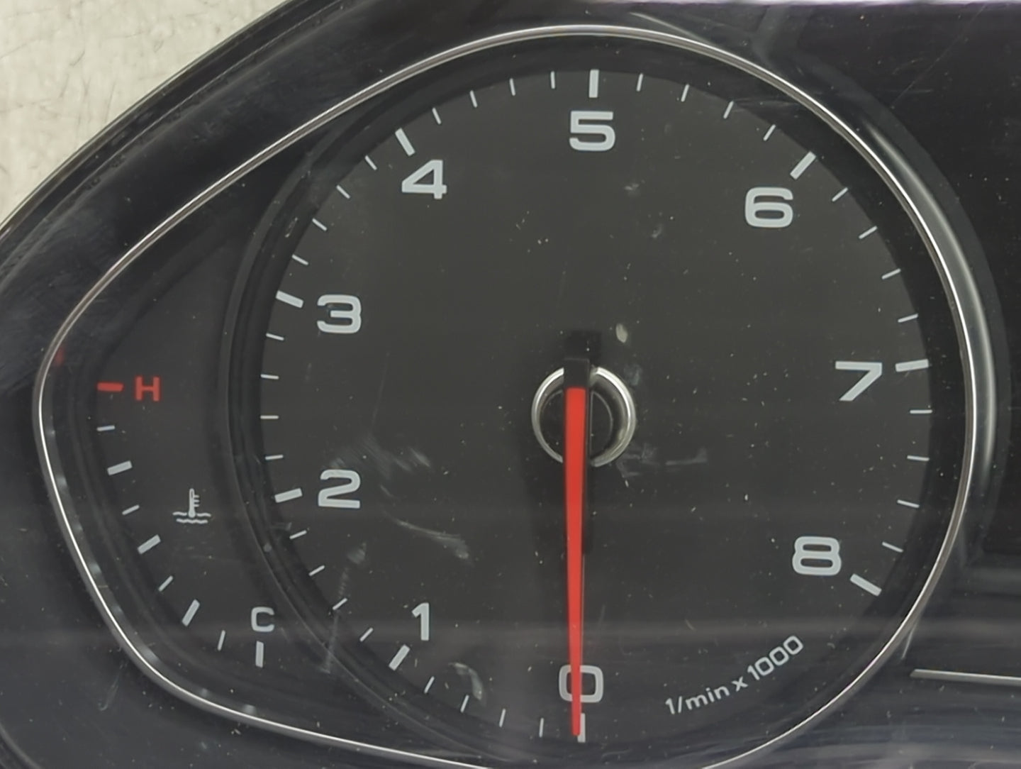 2011-2012 Audi A8 Instrument Cluster Speedometer Gauges P/N:4H0920980C 4H0920980, 0263670071 Miles:132K Fits Fits 2011 2012 