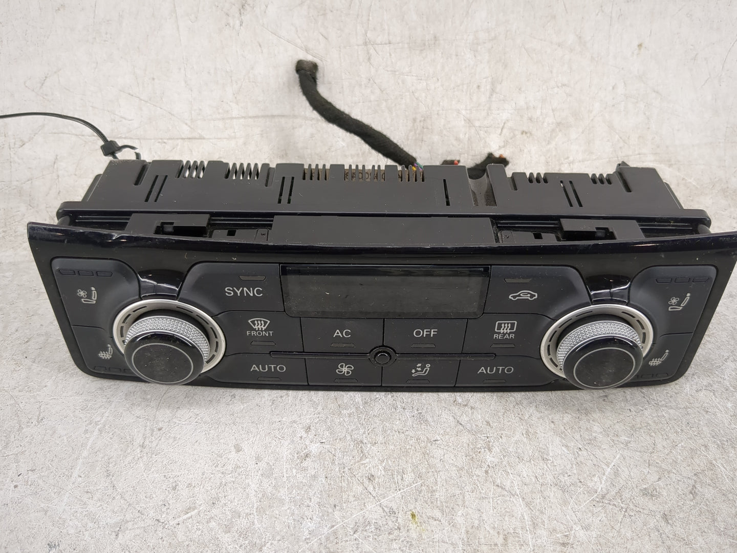 2011-2014 Audi A8 Climate Control Module Temperature AC/Heater Replacement P/N:4H0820043E Fits Fits 2011 2012 2013 2014 OEM 