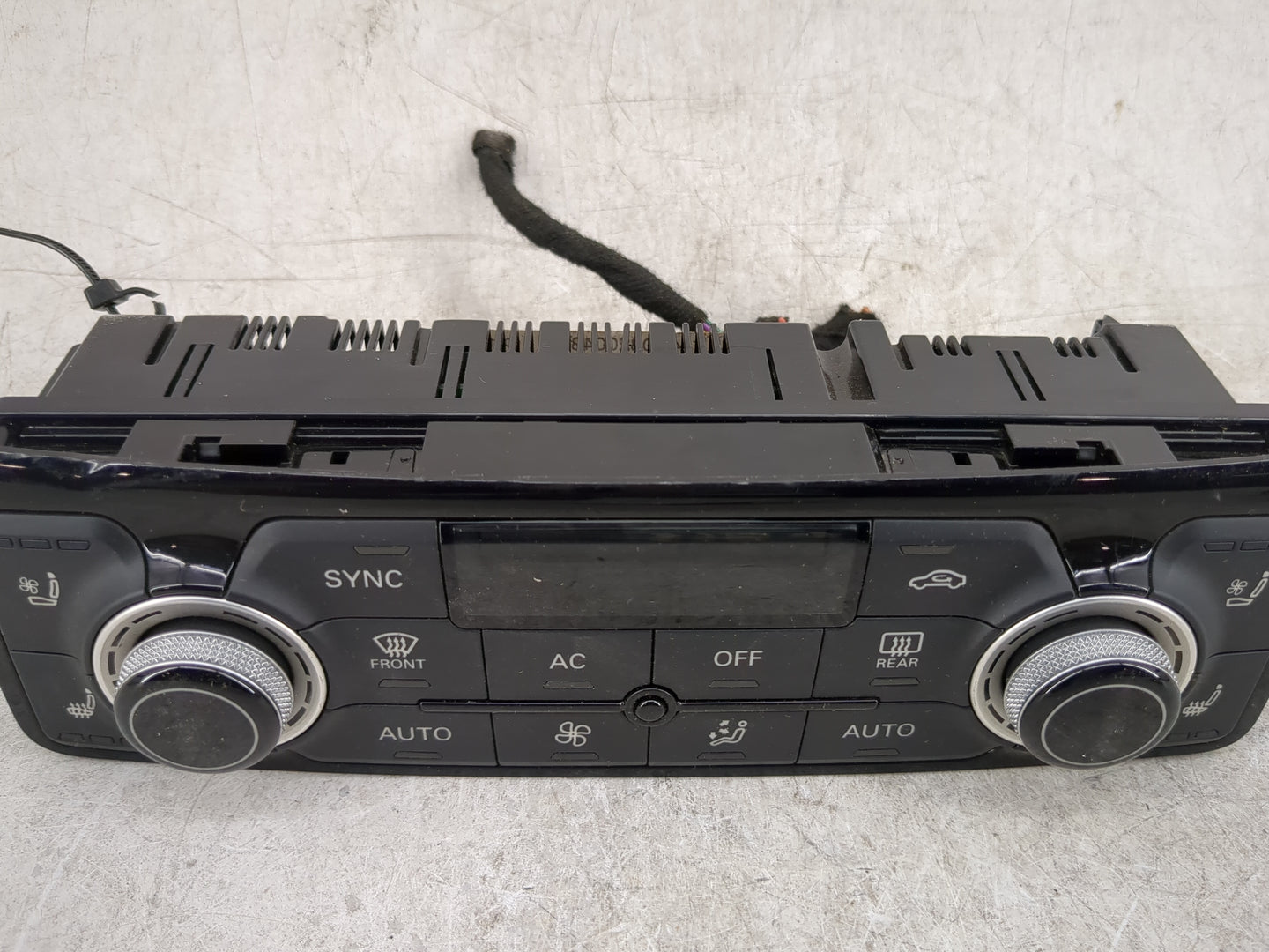 2011-2014 Audi A8 Climate Control Module Temperature AC/Heater Replacement P/N:4H0820043E Fits Fits 2011 2012 2013 2014 OEM 