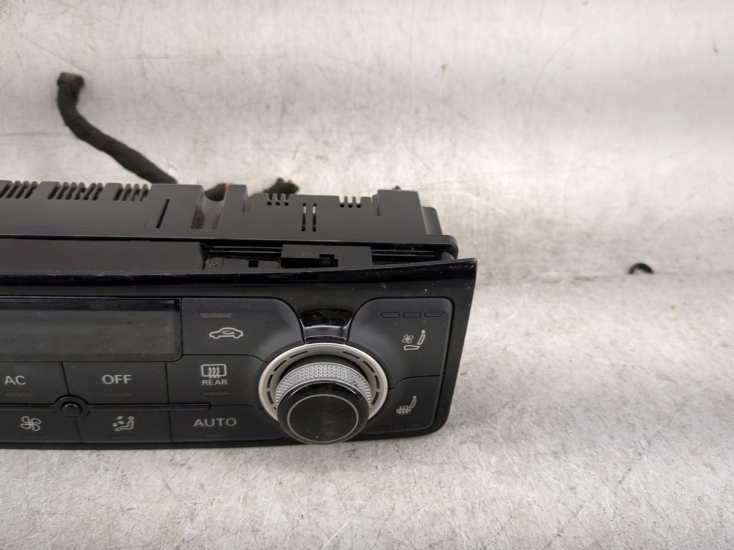 2011-2014 Audi A8 Climate Control Module Temperature AC/Heater Replacement P/N:4H0820043E Fits Fits 2011 2012 2013 2014 OEM 