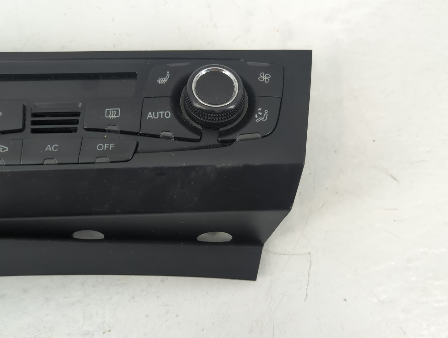 2009-2012 Audi Q5 Climate Control Module Temperature AC/Heater Replacement P/N:8T1 820 043 AQ Fits OEM Used Auto Parts - Oem