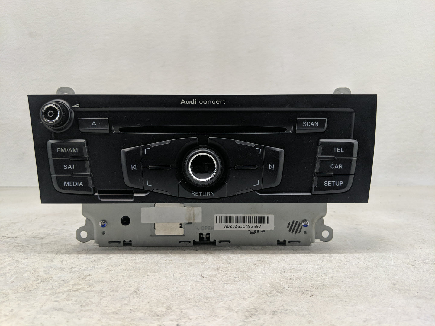 2011-2017 Audi Q5 Radio AM FM Cd Player Receiver Replacement P/N:8T1 035 186 R Fits Fits 2010 2011 2012 2013 2014 2015 2016 