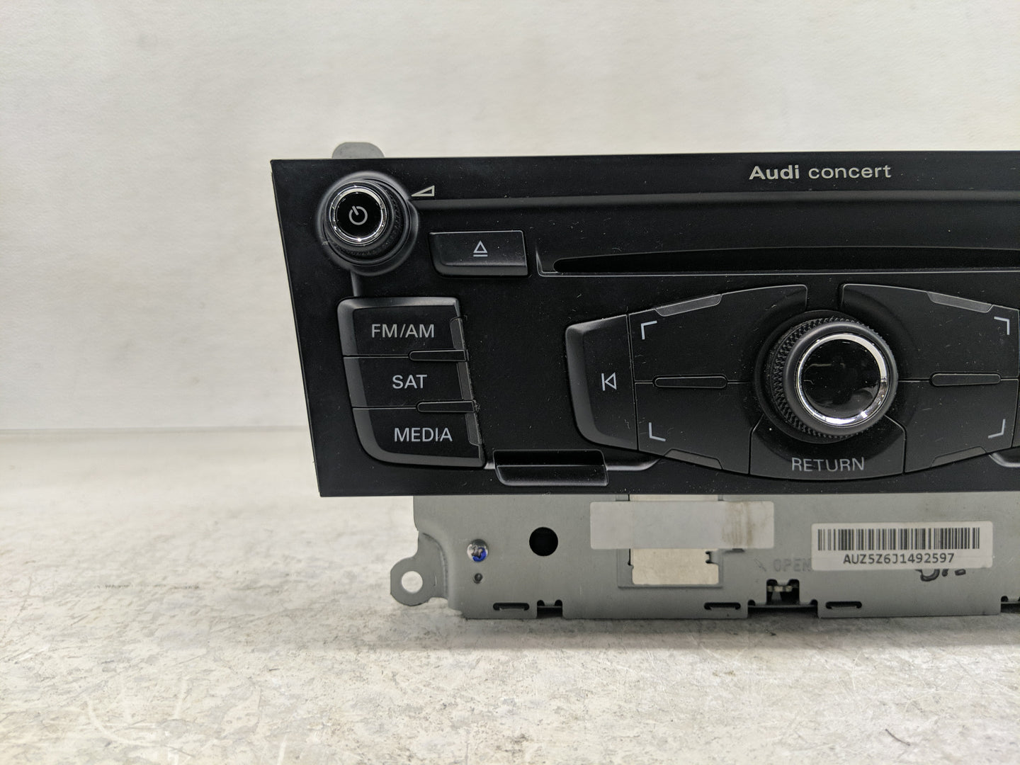 2011-2017 Audi Q5 Radio AM FM Cd Player Receiver Replacement P/N:8T1 035 186 R Fits Fits 2010 2011 2012 2013 2014 2015 2016 
