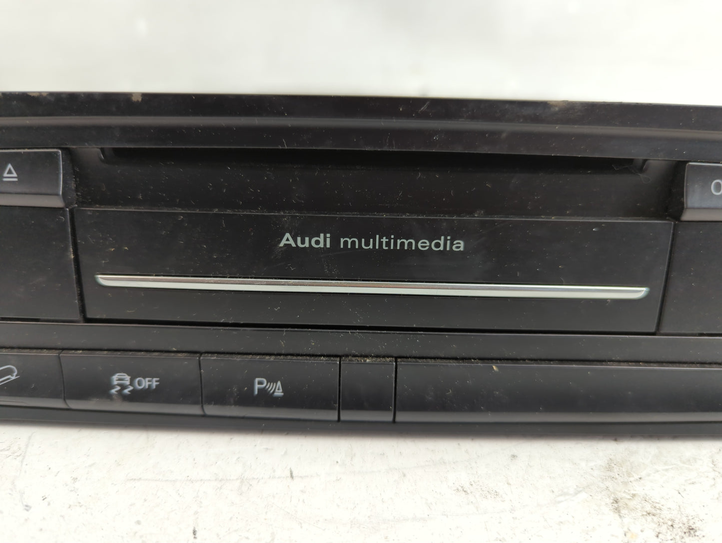 2011-2017 Audi Q5 Radio AM FM Cd Player Receiver Replacement P/N:04294605 Fits Fits 2010 2011 2012 2013 2014 2015 2016 2017 