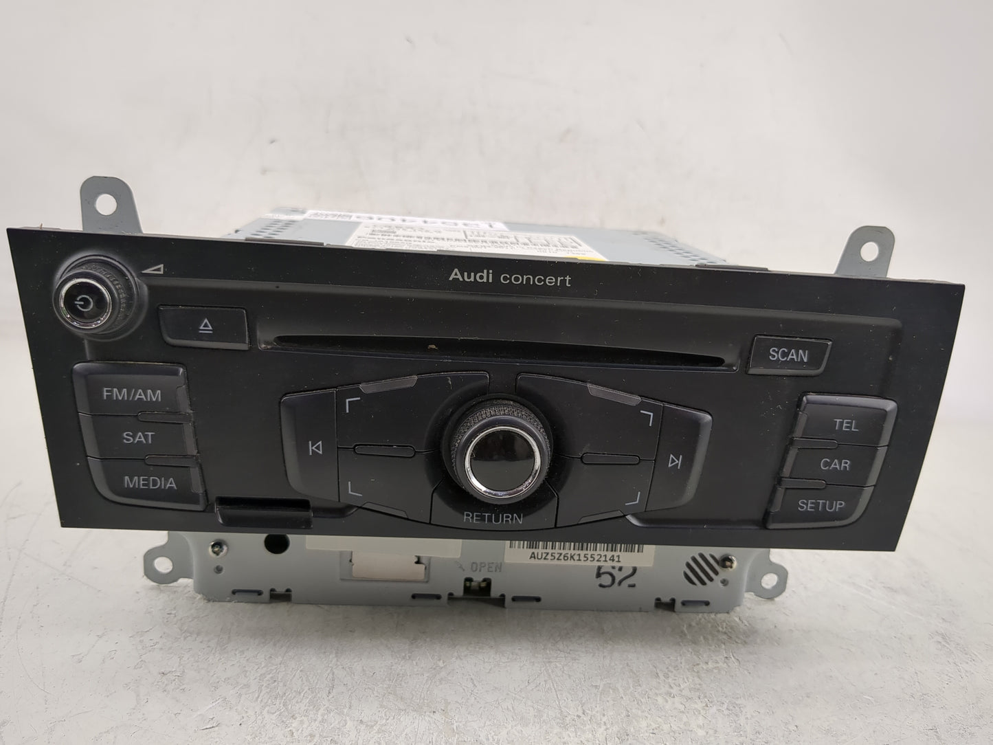 2011-2017 Audi Q5 Radio AM FM Cd Player Receiver Replacement P/N:8T1 035 186 R 04294605 Fits OEM Used Auto Parts - Oemusedau