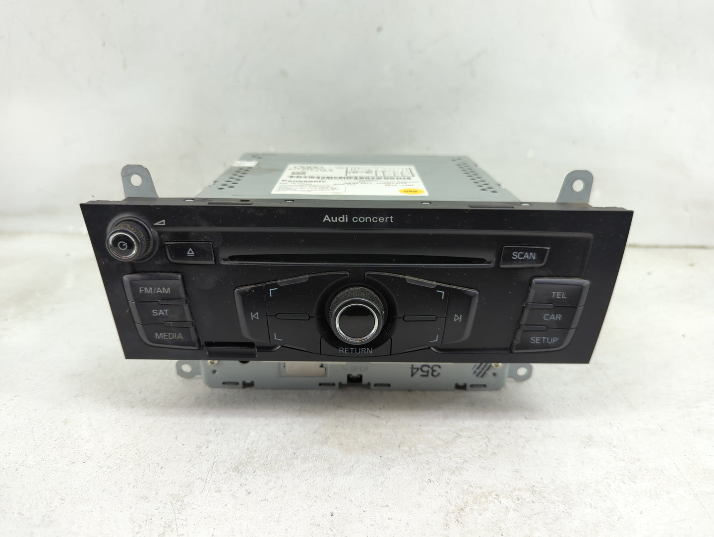 2011-2017 Audi Q5 Radio AM FM Cd Player Receiver Replacement P/N:8T1035186R CQ-JA1962G Fits OEM Used Auto Parts - Oemusedaut