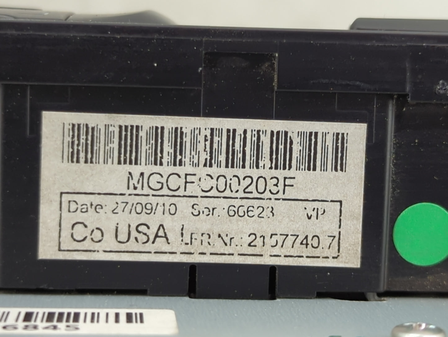 2011-2017 Audi Q5 Radio AM FM Cd Player Receiver Replacement P/N:8T1035186R MGCFC00203F Fits OEM Used Auto Parts - Oemusedau