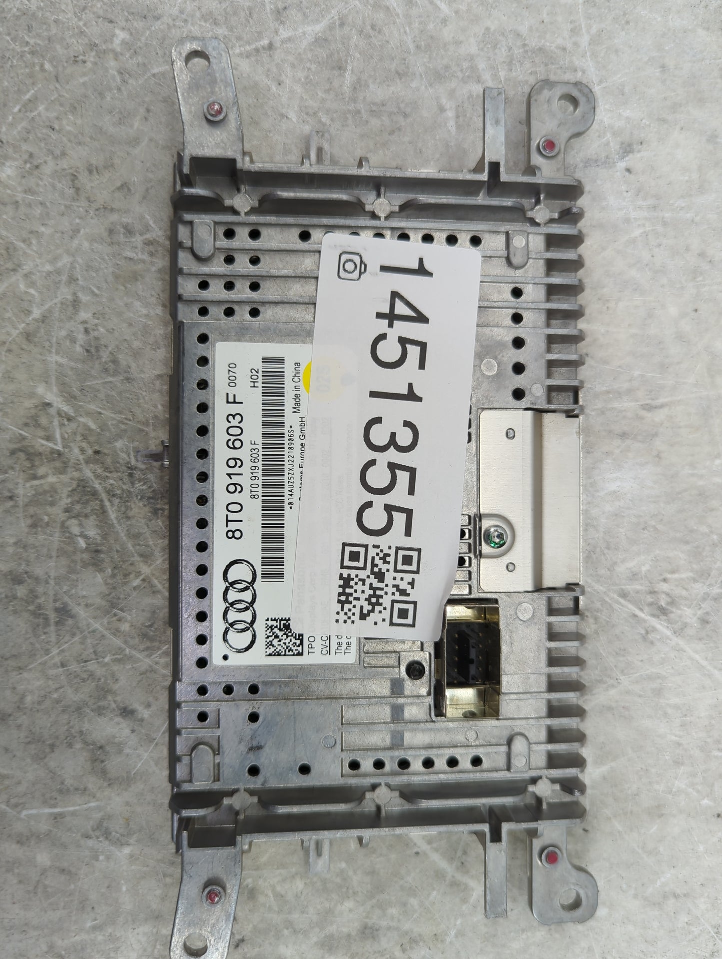 2009-2017 Audi Q5 Information Display Screen - Oemusedautoparts1.com