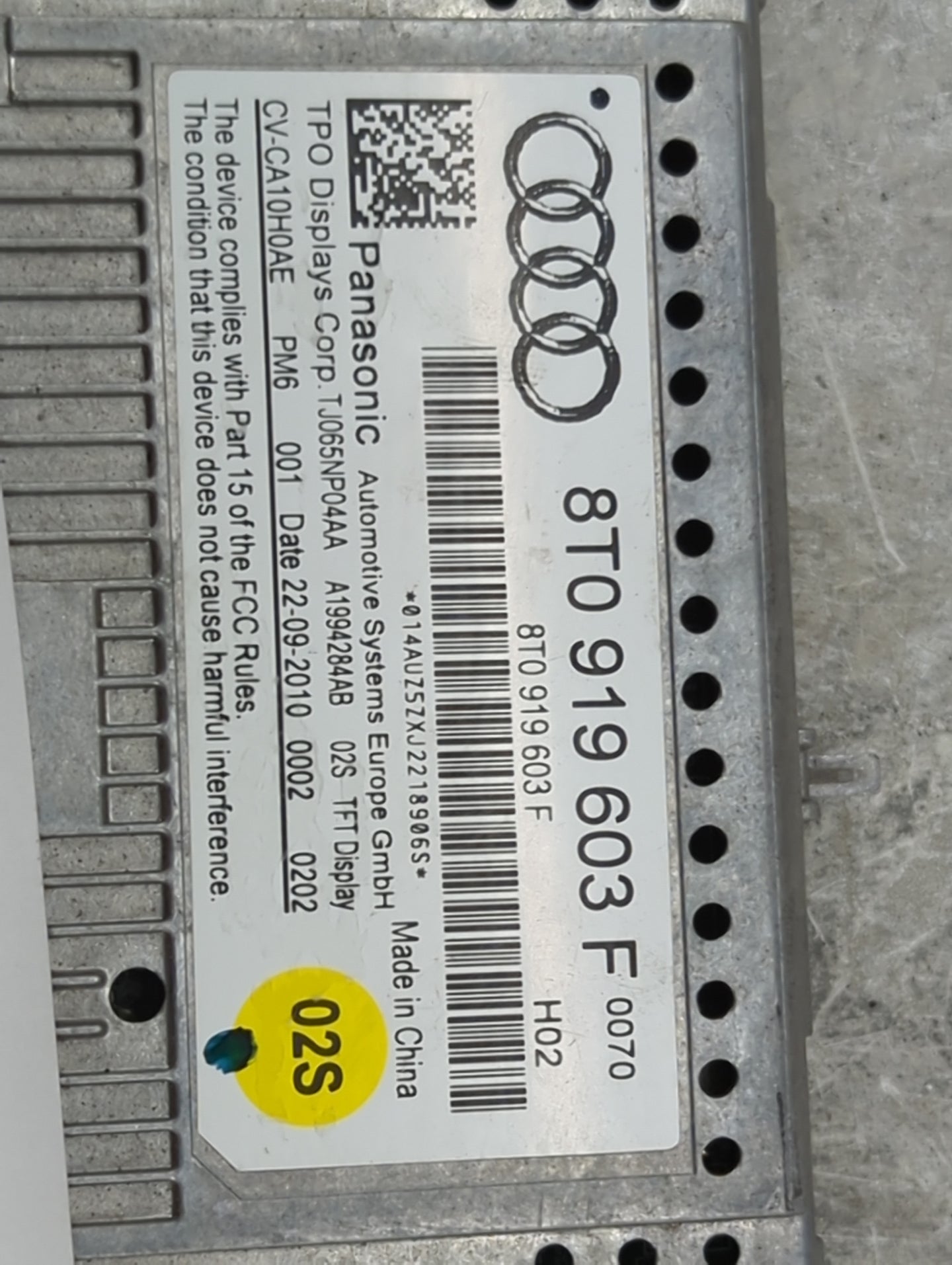 2009-2017 Audi Q5 Information Display Screen - Oemusedautoparts1.com