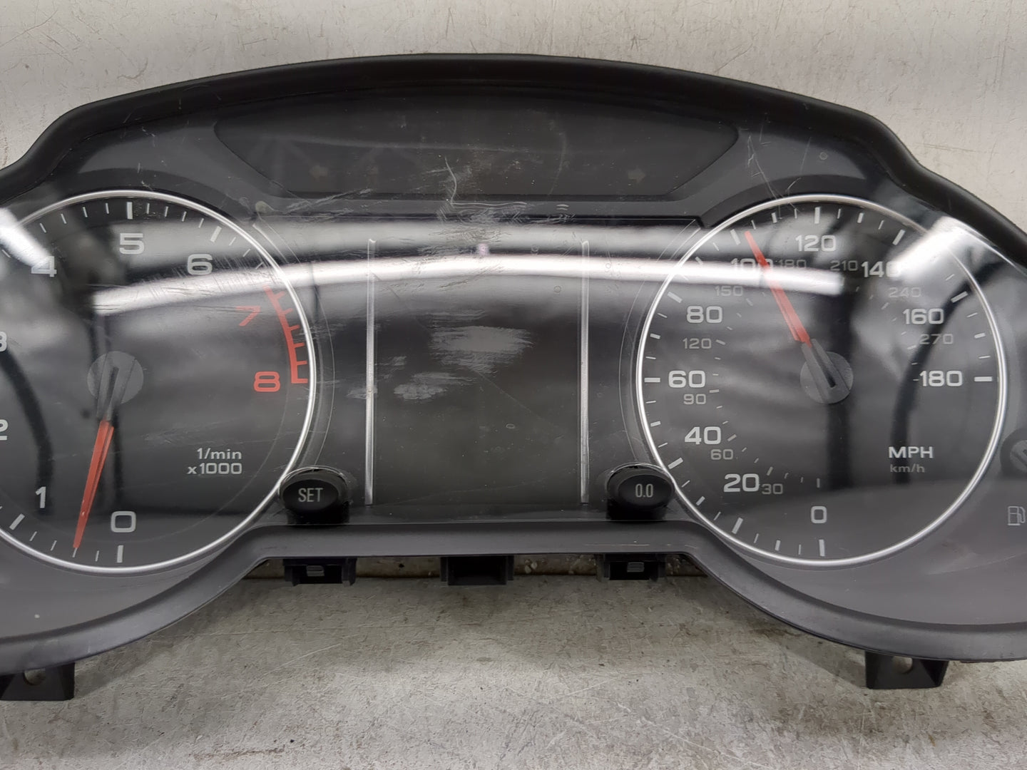 2011-2012 Audi Q5 Instrument Cluster Speedometer Gauges P/N:8R0920981G 503002381305, AUDIEK02A699C Miles:109K Fits Fits 2011