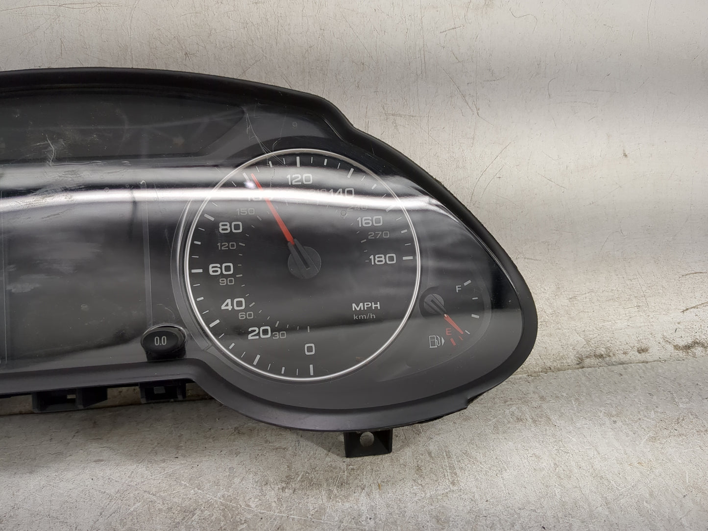 2011-2012 Audi Q5 Instrument Cluster Speedometer Gauges P/N:8R0920981G 503002381305, AUDIEK02A699C Miles:109K Fits Fits 2011