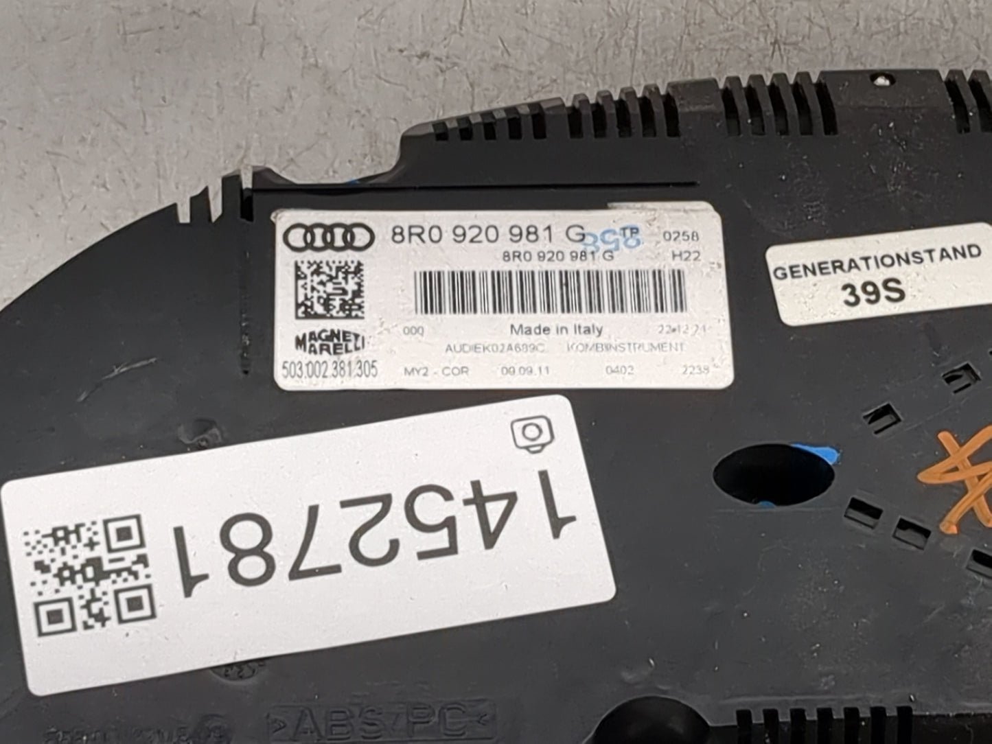 2011-2012 Audi Q5 Instrument Cluster Speedometer Gauges P/N:8R0920981G 503002381305, AUDIEK02A699C Miles:109K Fits Fits 2011