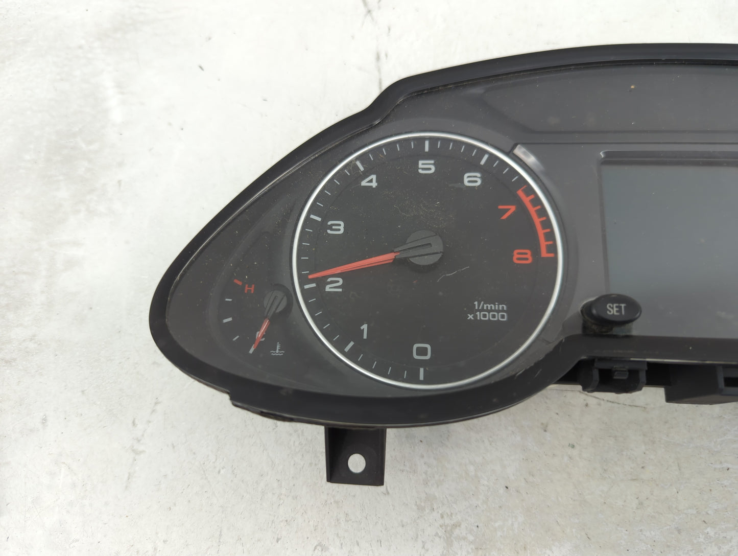 2011-2012 Audi Q5 Instrument Cluster Speedometer Gauges P/N:503 002 380 404 8R0 920 950 K Miles: Fits Fits 2011 2012 OEM Use