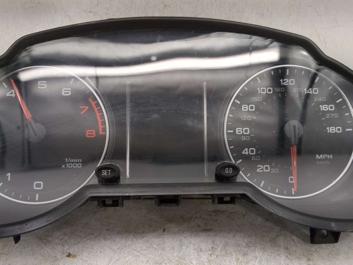 2011-2012 Audi Q5 Instrument Cluster Speedometer Gauges P/N:8R0920950K 503002380404 Miles:100K Fits Fits 2011 2012 OEM Used 