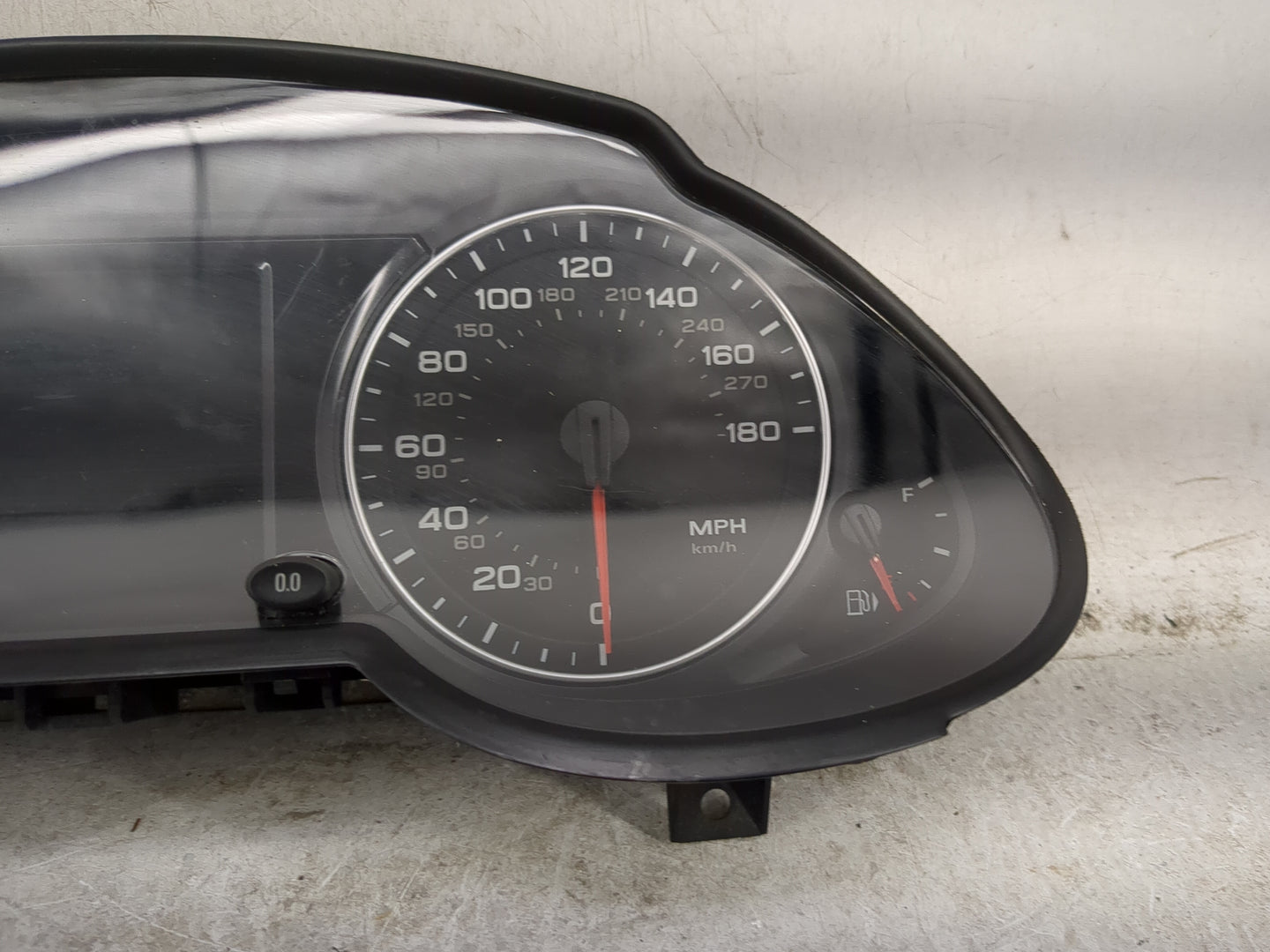 2011-2012 Audi Q5 Instrument Cluster Speedometer Gauges P/N:8R0920950K 503002380404 Miles:100K Fits Fits 2011 2012 OEM Used 